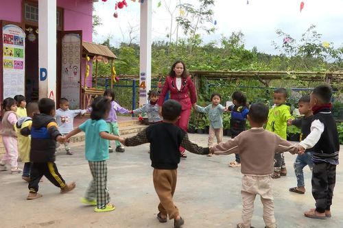 Tận tâm vì học trò vùng khó
