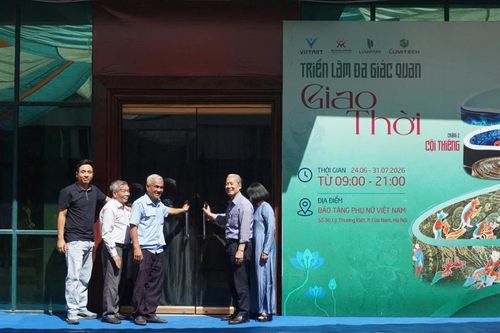 'Giao thời' - Chạm vào mạch nguồn di sản