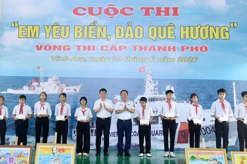 Bộ Tư lệnh Vùng Cảnh sát biển 1 tổ chức cuộc thi 'Em yêu biển, đảo quê hương'