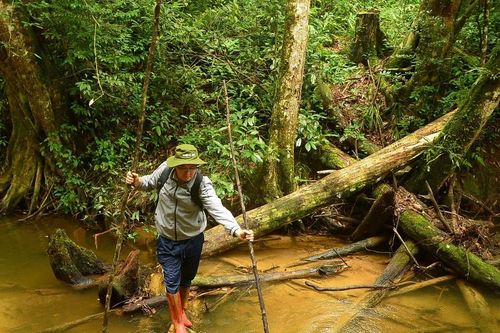Vượt khó tác nghiệp trên vùng đất đỏ bazan