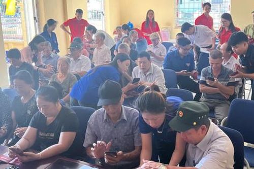 Từ chuyển đổi số đến chính quyền phục vụ ở phường Tây Tựu