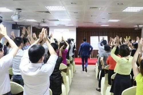 Từ 1/7: Cán bộ, công chức, sĩ quan Công an, Quân đội không được tham gia bán hàng đa cấp