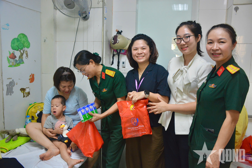 Lan tỏa yêu thương trong Tháng hành động vì trẻ em
