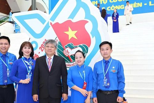Tiếp tục phát huy vai trò của tuổi trẻ ngành Cao su
