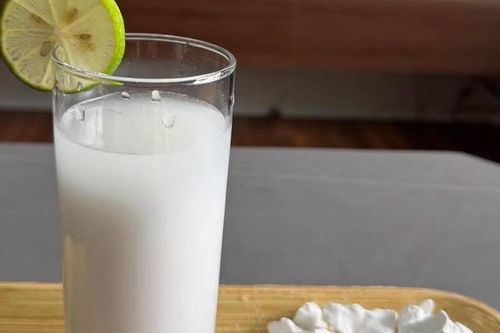 Bột sắn dây giải nhiệt ngày nóng nhưng 3 nhóm người cần tránh