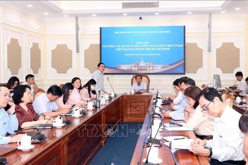 Tăng cường giám sát công tác quản lý nhà nước về an toàn thực phẩm