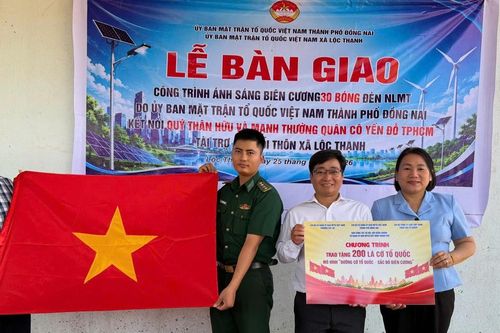 Trao ánh sáng biên cương, lan tỏa nghĩa tình hướng về vùng biên giới Tổ quốc thiêng liêng