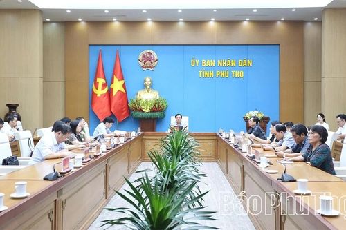 Chăm lo, bảo vệ để trẻ em được sống trong môi trường an toàn, phát triển toàn diện
