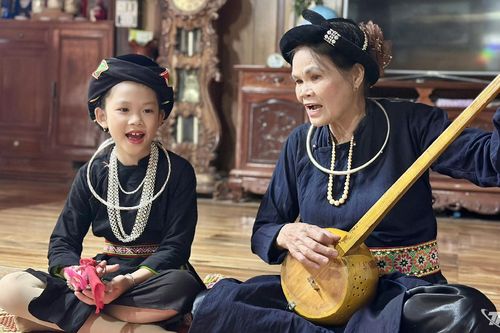 'Chắp cánh' ước mơ cho học sinh vùng cao