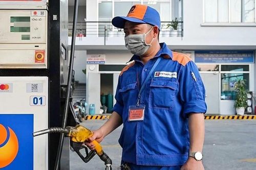 Giá xăng dầu tiếp tục giảm, có loại giảm hơn 1.600 đồng/lít