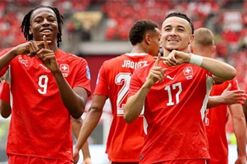 World Cup 2026: Thắng sát nút Canada, Thụy Sĩ giành vé vào vòng 1/16 với ngôi nhất bảng B