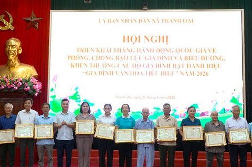 Xã Thanh Oai biểu dương 27 gia đình văn hóa tiêu biểu