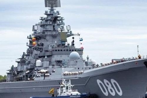 Điểm đặc biệt ở tuần dương hạm Kirov Nga khiến tàu khu trục Zumwalt Mỹ liên tục bị đặt lên bàn cân