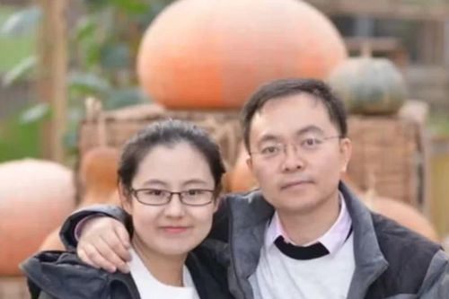 Câu chuyện cảm động phía sau quyết định từ chối ly hôn của vợ triệu phú xinh đẹp Trung Quốc