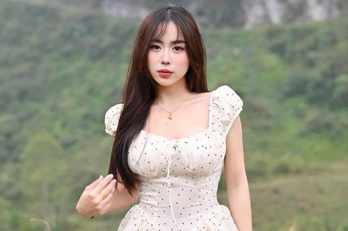 Hot girl Lào sau 7 năm ở Việt Nam