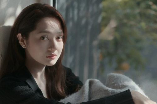 Bảo Anh: 'Khi một mối quan hệ khép lại, điều đáng trân trọng nhất là sự cảm thông'