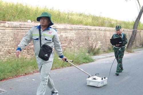 Phát hiện 3 điểm nghi có mộ liệt sĩ trong Kinh thành Huế