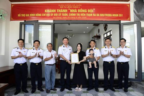 Vùng 5 Hải quân khánh thành 3 nhà đồng đội được Quân chủng Hải quân hỗ trợ