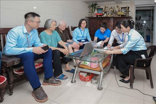 Triển khai mô hình 'dịch vụ công lưu động', tạo thuận lợi cho người già, người yếu thế