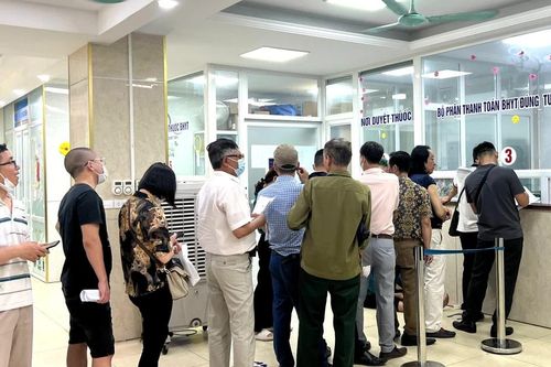 Hàng triệu người có BHYT lần đầu được chi trả khi khám ngoại trú trái tuyến