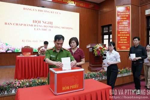 Hội nghị Ban Chấp hành phường Kỳ Lừa lần thứ 11 (mở rộng): Tiếp tục lãnh đạo, chỉ đạo thực hiện hiệu quả các giải pháp phát triển kinh tế - xã hội theo kịch bản tăng trưởng đã đề ra