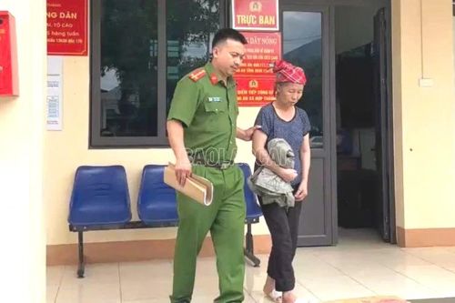 Công an xã Nậm Có bắt giữ 2 đối tượng sau khi giám định mẫu nang tóc phát hiện chất ma túy