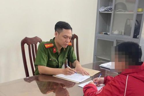 Công an Phường Láng xác minh vụ cô gái trẻ bị nhân viên giao hàng hành hung tại Hà Nội