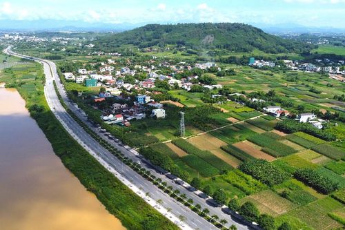 Quảng Ngãi bổ sung 500 tỷ đồng cho cấp xã để đo đạc, xây dựng dữ liệu đất đai