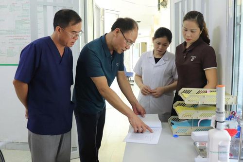 Giám sát, hỗ trợ hoạt động phòng, chống HIV/AIDS và hoạt động điều trị nghiện tại xã Bảo Lâm và Yên Thổ