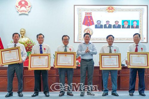 Nông nghiệp Cà Mau tăng trưởng 5,2% trong 6 tháng đầu năm