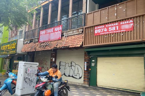 Mặt bằng ở trung tâm TP.HCM 'đỏ mắt' tìm khách thuê