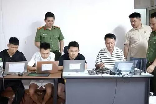 Khởi tố 2 đối tượng tổ chức cho người khác ở lại Việt Nam trái phép để lập 'sào huyệt' lừa đảo