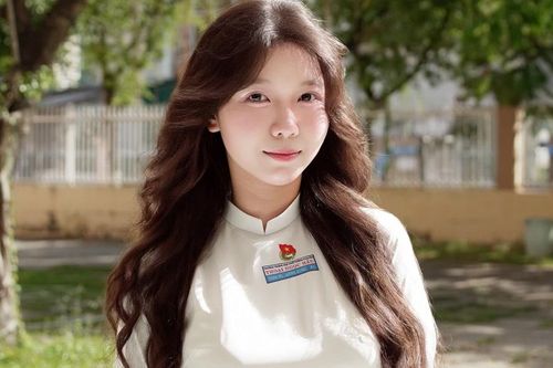 Nữ sinh An Giang đạt điểm tuyệt đối SAT 1600 và IELTS 8.0: 'Mình chọn học chất lượng thay vì số lượng'