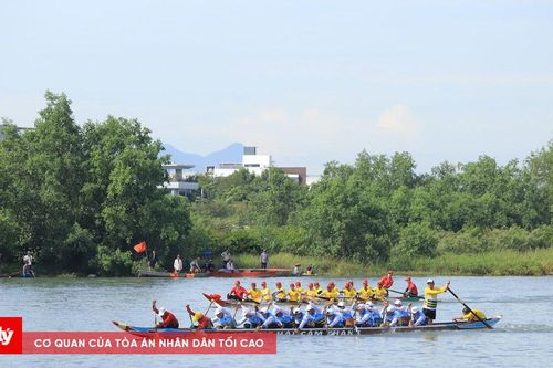 Sôi nổi Giải đua thuyền truyền thống phường Cẩm Lệ - Hòa Xuân mở rộng năm 2026