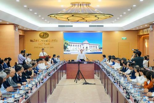 Chính sách tín dụng linh hoạt khơi thông nguồn lực cho tăng trưởng kinh tế