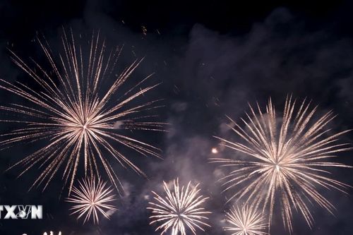 Lễ hội Pháo hoa Quốc tế Đà Nẵng: Đêm thi bùng nổ của đội Australia và Bồ Đào Nha