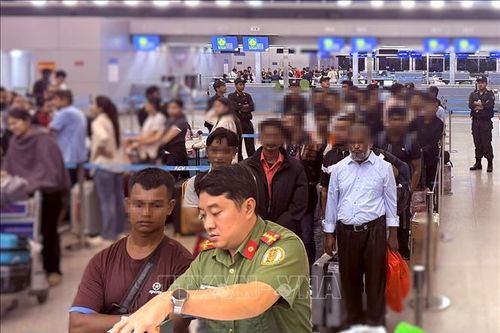 Công an Đồng Nai trục xuất 28 người nước ngoài cư trú, lao động trái phép