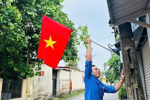 Khơi dậy tình yêu quê hương, đất nước trong thanh, thiếu niên
