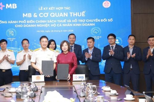 Cục Thuế cùng Ngân hàng MB ký kết hợp tác đồng hành chuyển đổi số hộ kinh doanh