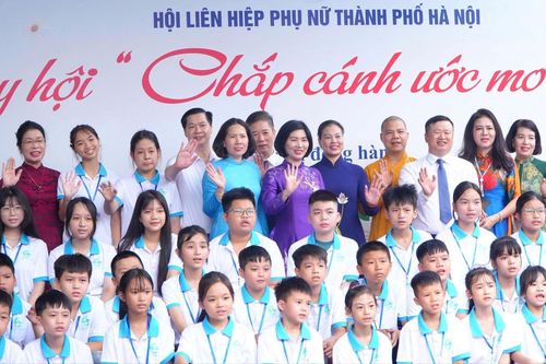 Tiếp thêm động lực cho trẻ em có hoàn cảnh khó khăn