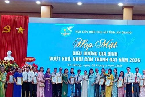 Hội Phụ nữ nhiều tỉnh thành sôi nổi kỷ niệm Ngày Gia đình Việt Nam 28/6