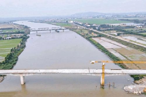 Cầu Cẩm Lý: Phá dỡ cây cầu dùng chung đường bộ và đường sắt duy nhất Việt Nam vào tháng 9