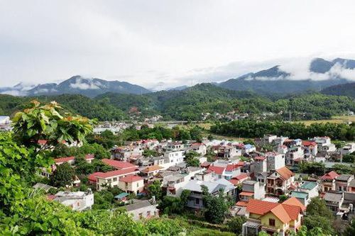 Phja Bjoóc – Núi Cứu Quốc