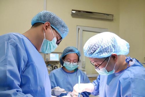 Công nghệ định vị không dây giúp phẫu thuật ung thư vú chính xác hơn