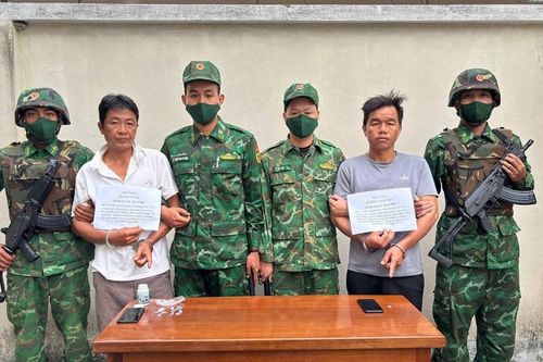 Lần theo lời khai người mua ma túy, phát hiện đối tượng tàng trữ 17 gói heroin