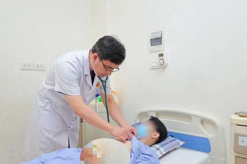 Thanh niên 25 tuổi nhồi máu cơ tim do hút thuốc lá nhiều năm