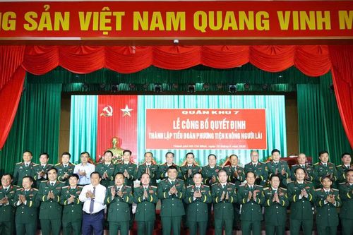 Quân khu 7 thành lập Tiểu đoàn Phương tiện không người lái