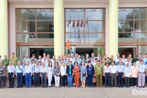 Đồng Tháp: Họp mặt Đoàn người có công đi viếng Lăng Chủ tịch Hồ Chí Minh