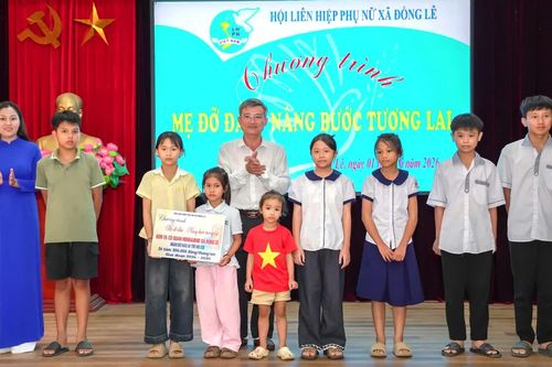 Mẹ đỡ đầu-Nâng bước tương lai