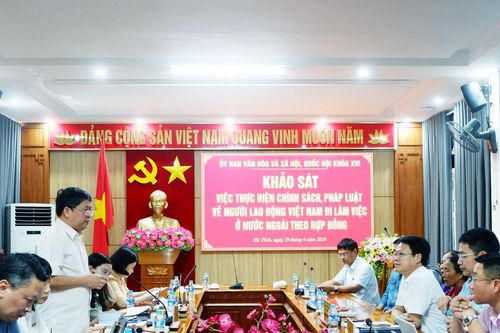 Cần định kỳ công bố, cập nhật thông tin về người lao động làm việc ở nước ngoài